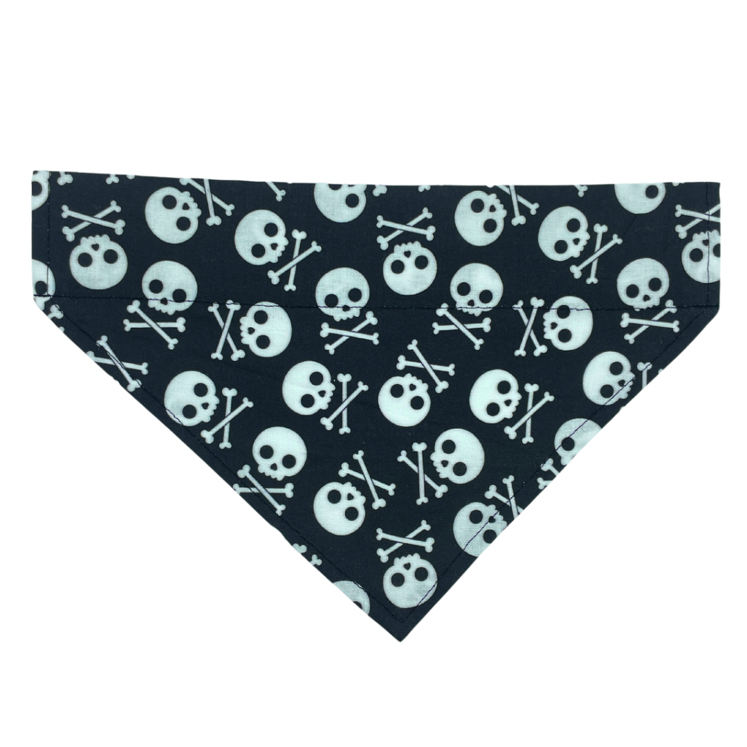 Skull & Crossbones On Black - Pirate - Over The Collar Dog Bandana