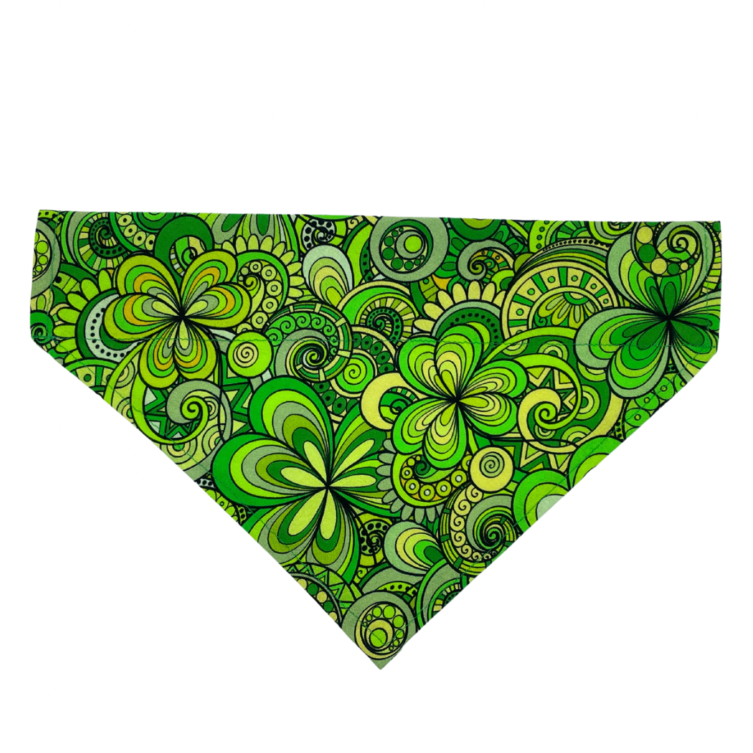 Retro Clovers - Over The Collar Dog Bandana